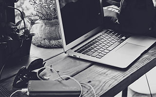 3500万错失+40万锁死！离谱操作，利物浦困局谁解？